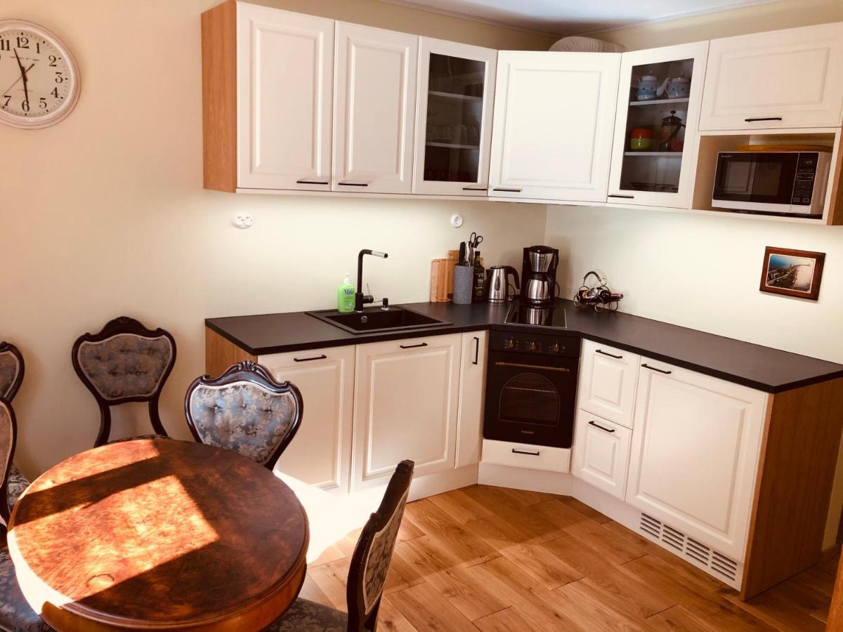 Kohtu Apartment Unique Kuressaare Luaran gambar