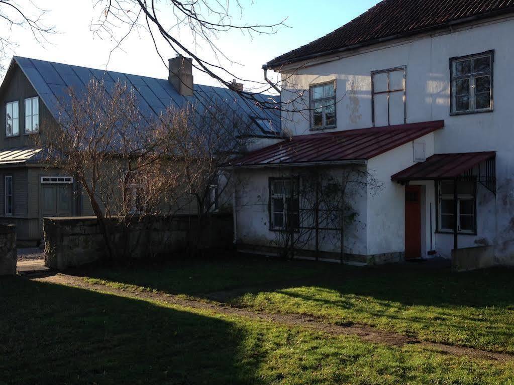 Kohtu Apartment Unique Kuressaare Luaran gambar